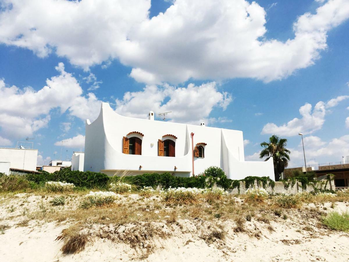 Villa Layla On The Beach Torre Lapillo Exterior foto