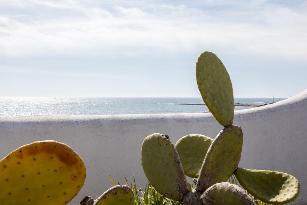 Villa Layla On The Beach Torre Lapillo Exterior foto